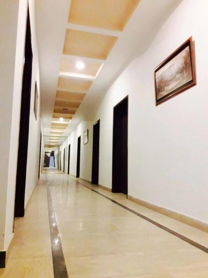 Al-Fateh Hotel Lahore Exteriör bild