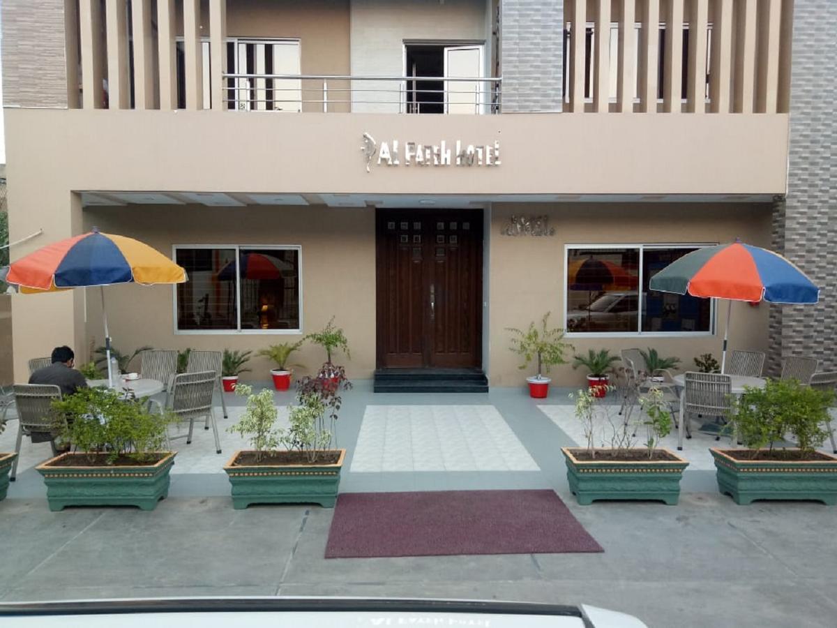 Al-Fateh Hotel Lahore Exteriör bild