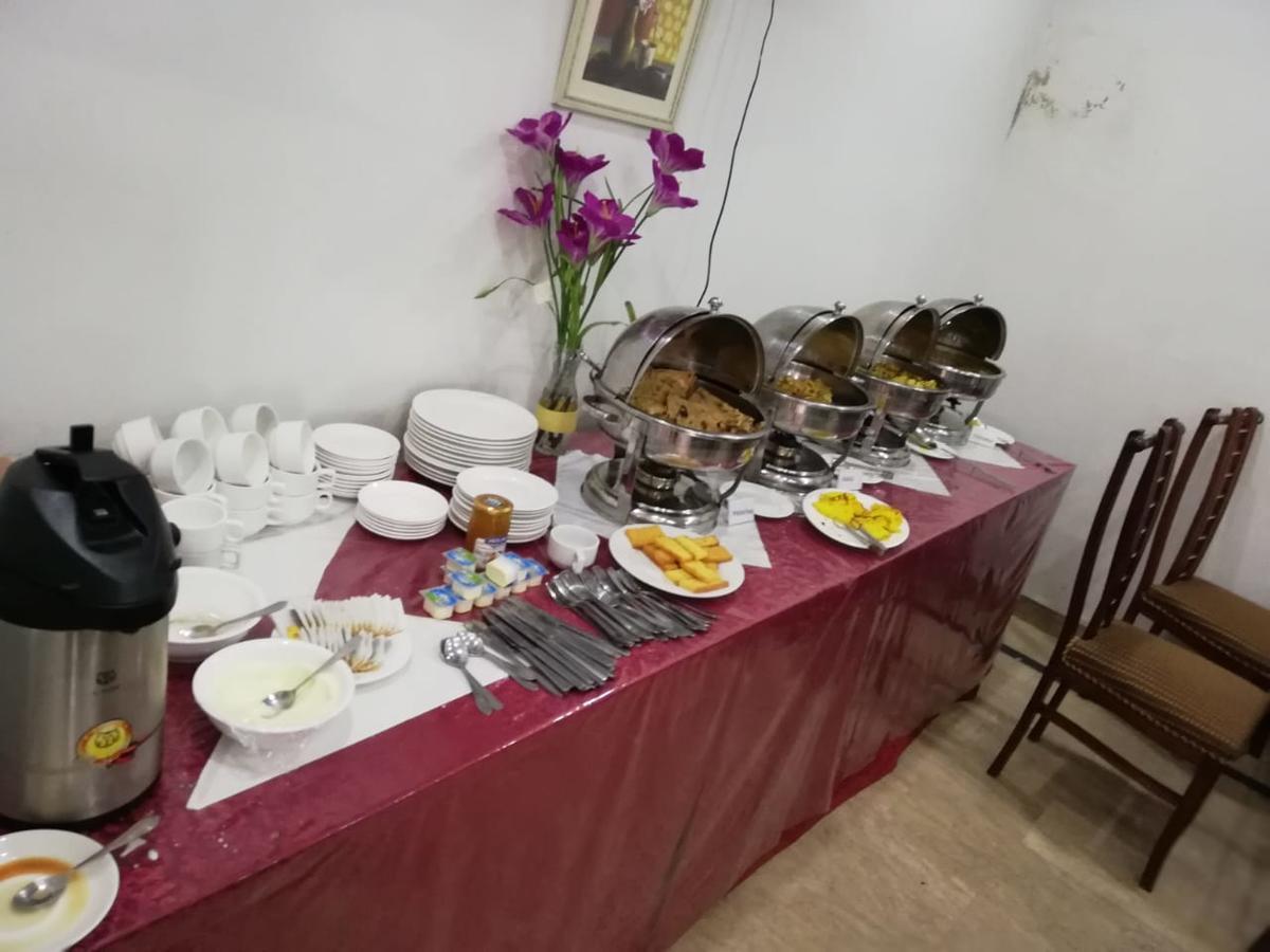 Al-Fateh Hotel Lahore Exteriör bild